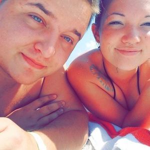 Meet your Posher, Caitlyn